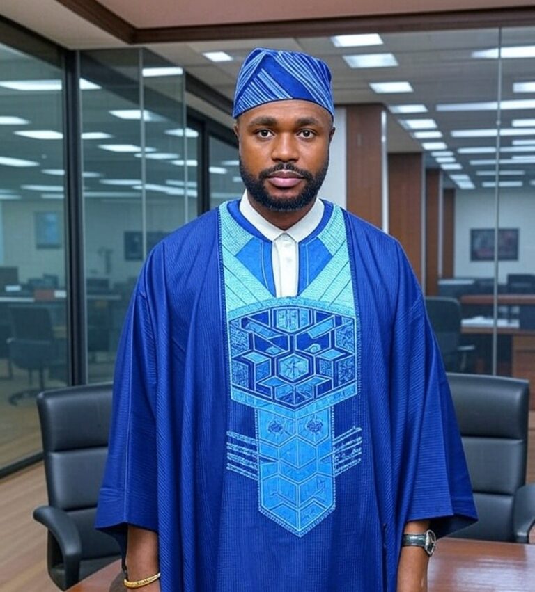 Meet Dr Jimoh Who Continues to Inspire Young Leaders in Business Excellence